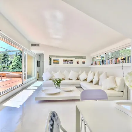 Lejlighed Penthouse Marina-seaview Jacuzzi And Terrace *