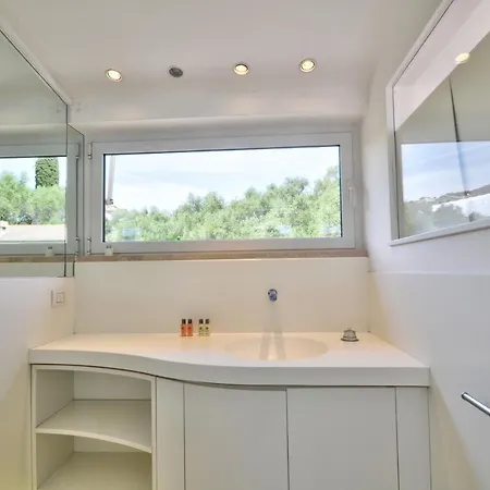Penthouse Marina-seaview Jacuzzi And Terrace Ραπάλο