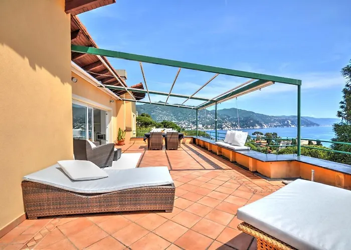 Penthouse Marina-seaview Jacuzzi And Terrace Ραπάλο
